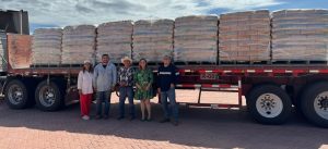ENTREGA DE CATORCE TONELADAS DE CEMENTO Y MORTERO PARA MEJORAR VIVIENDAS Y CALIDAD DE VIDA