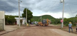 LIMPIEZA DE CALLES AFECTADAS POR ARROYOS PARA GARANTIZAR VIALIDADES SEGURAS Y LIMPIAS