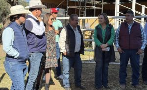 SE REALIZA CANJE DE TORO EN BENEFICIO DE LA ESCUELA SECUNDARIA TÉCNICA #17