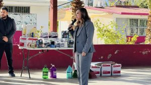 ENTREGA DE MATERIAL DE OFICINA